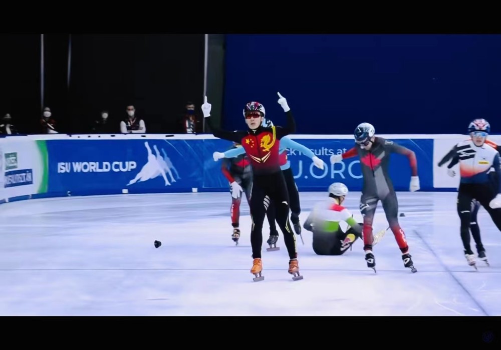 说到任子威,其实早在平昌冬奥会之时,他便已经是中国短道速滑队的