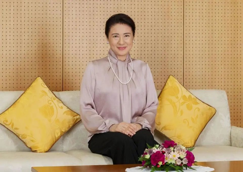 日本王妃:女儿低嫁惹笑话,父亲离世,女儿费尽心思当平民