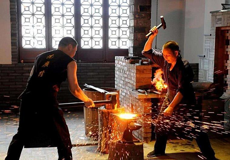 如今大家搞清楚,古人为什么要用活人炼剑了吧.