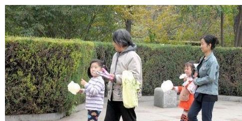 爷爷奶奶比姥姥姥爷亲并非孩子的错这3个客观原因不容忽视