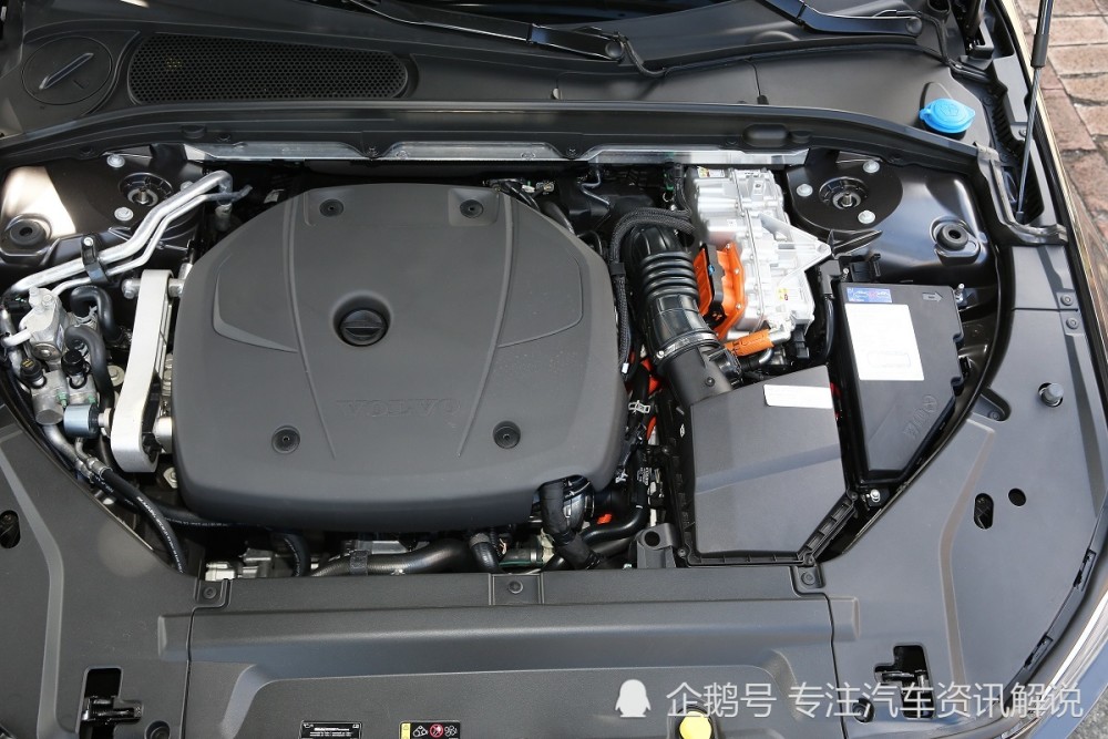 51秒破百试驾沃尔沃s90t8recharge