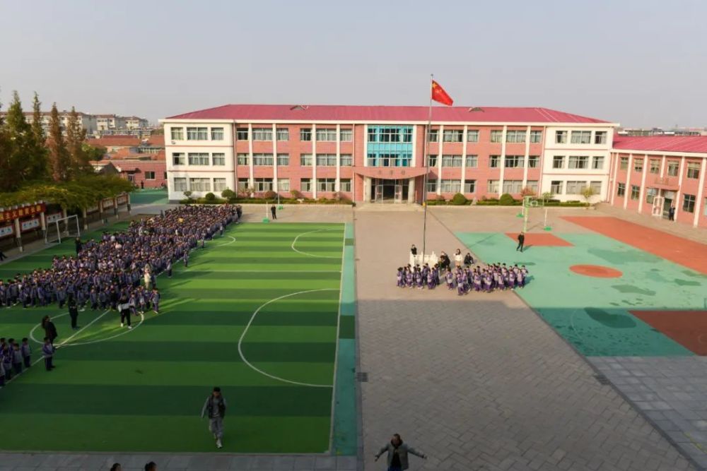 烟台市莱阳市实验小学举办队列队形比赛
