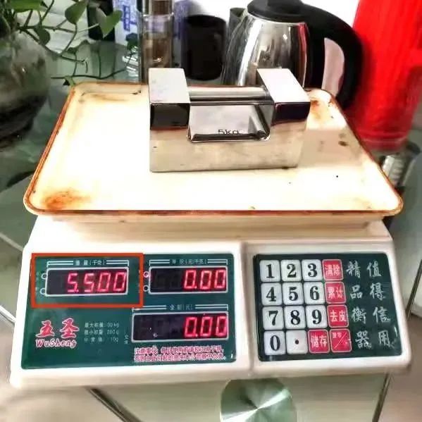 电子秤还能如此作弊?你肯定