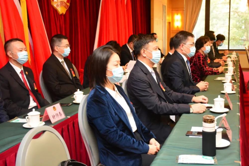 汕头市龙湖区选出新一届政协领导班子