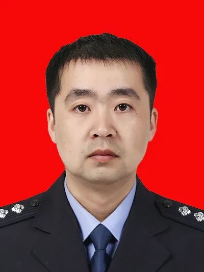 新乡市公安局2021最美基层民警候选人侯保辉铁肩担道义执着为人民