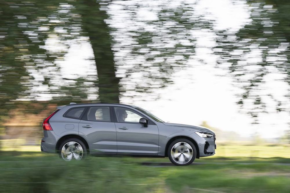 2022款沃尔沃xc60 t8充电版:顶配环保suv