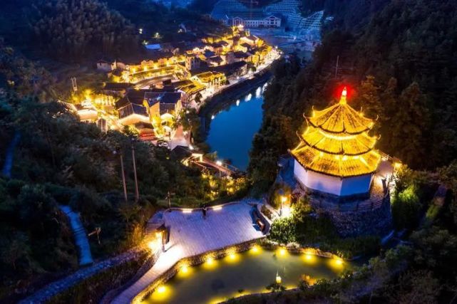 下党乡夜景迷人.福建日报记者 林熙 摄