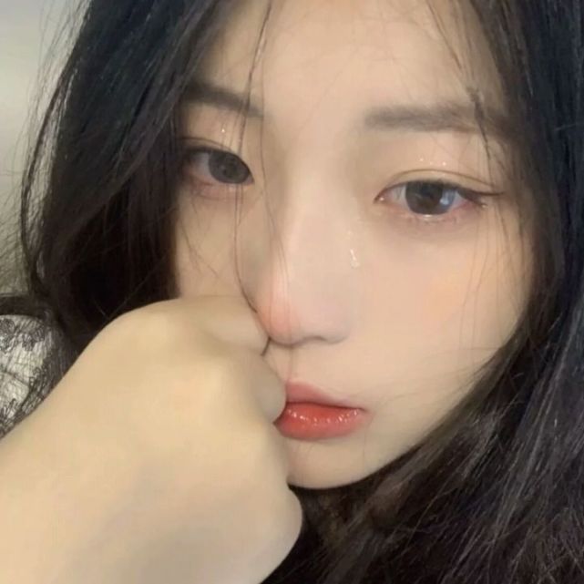 女生头像:氛围感女头