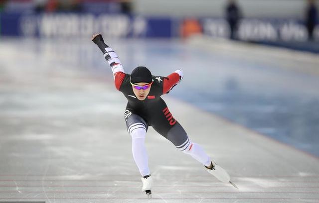 中国短道速滑运动员创佳绩,一日夺得两枚金牌,冬奥会增添砝码!