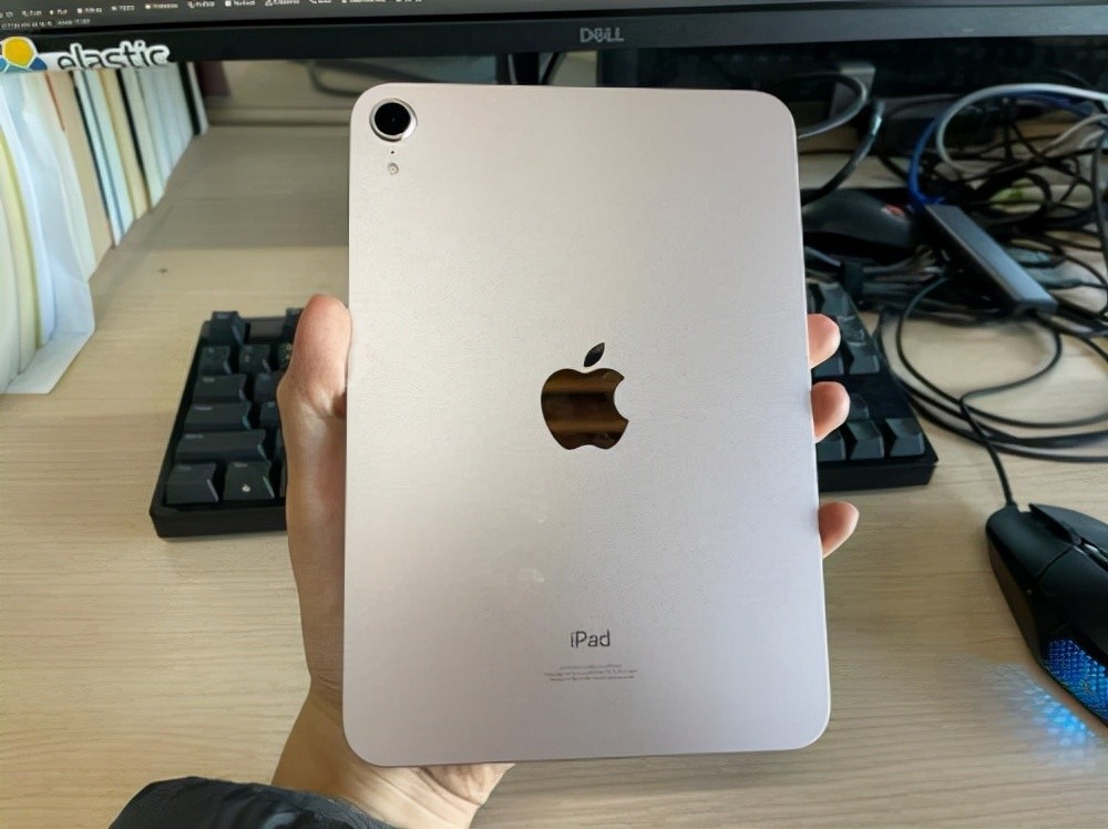 最小尺寸的ipad mini6,小巧又强劲,屏幕是致命缺陷_腾讯新闻