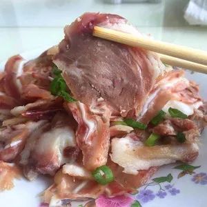 山西有看头《美食篇》之长治白猪头肉