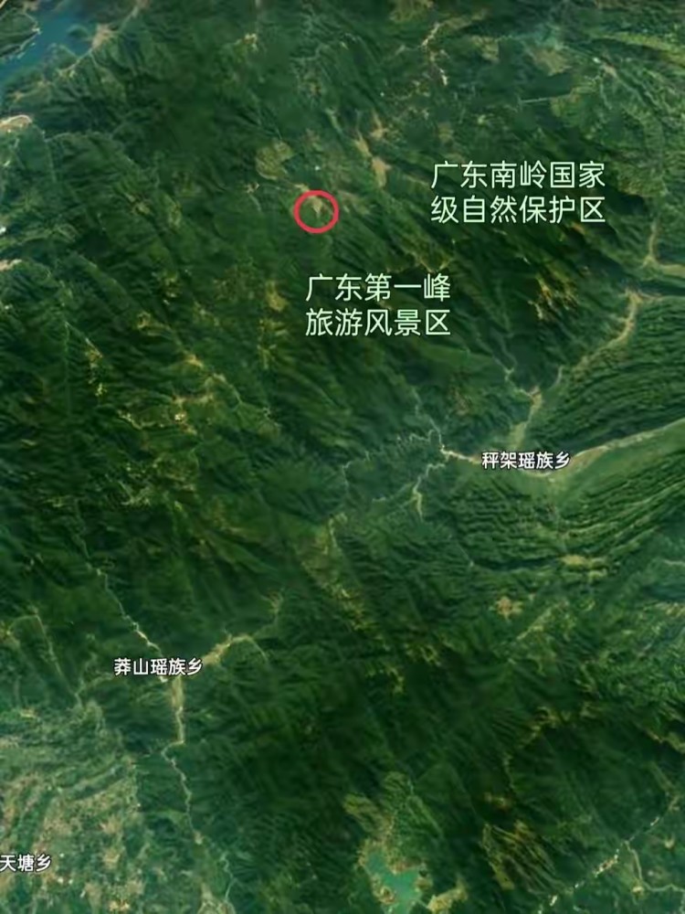 广东清远山路十八弯,三维地图看懂广东第一峰