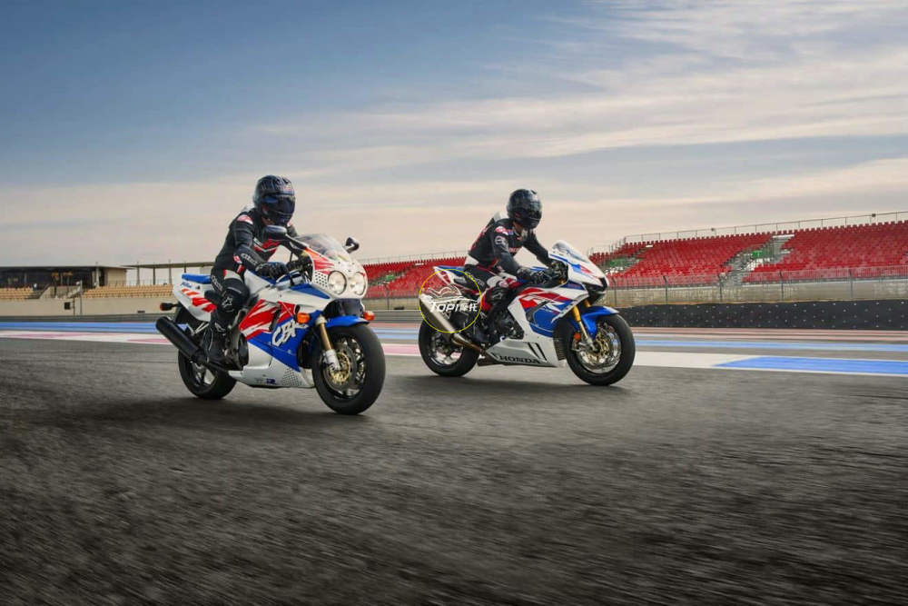 本田cbr1000rrr特别版上市纪念火刃诞生30年