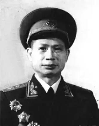 从梅州走出来的八位中共开国将帅,个个都厉害!