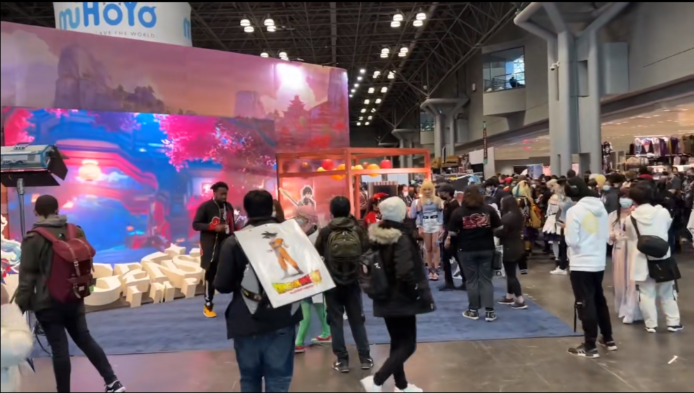 包场纽约漫展的米哈游让原神比肩鬼灭之刃