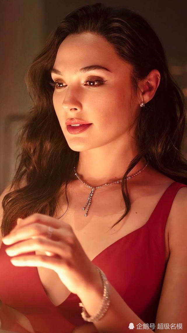 超级名模|盖尔·加朵(gal gadot)魅力人像写真精选