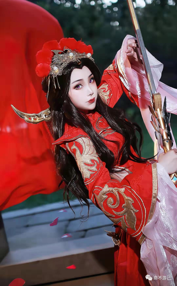 王者荣耀cosplay高清绝美壁纸——露娜"一生所爱"