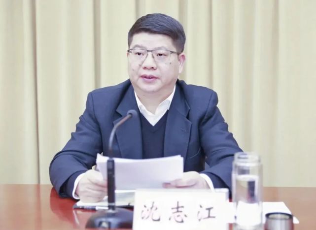 省委决定:提名张昆仑同志任诸暨市人民政府市长