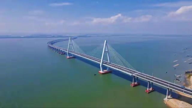 广东粤西又多了一座跨海大桥和新建机场,都将在年底前