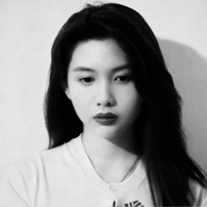 y女生头像老照片