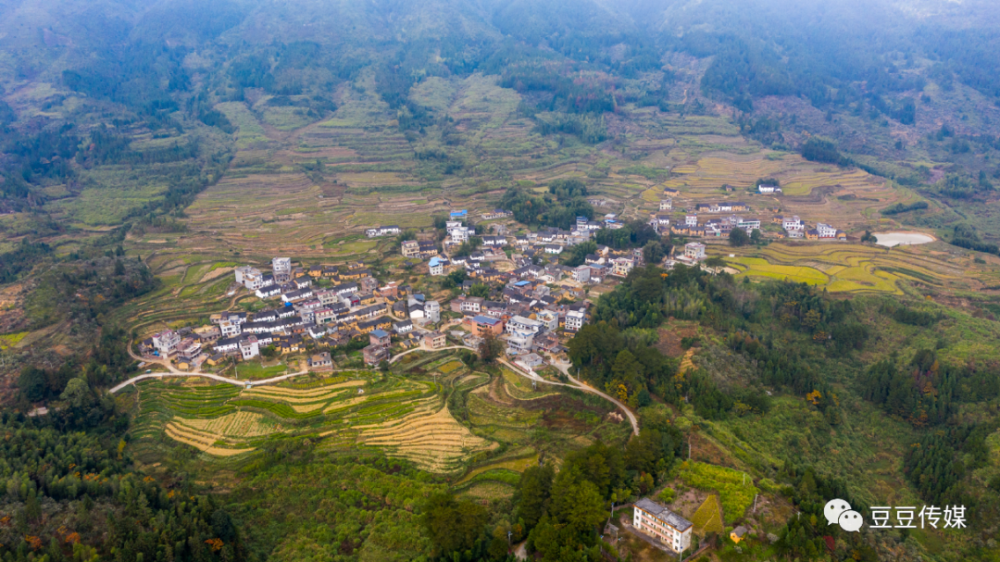 郴州5地入选湖南省乡村治理示范村镇,汝城县南洞乡淇岭村上榜!