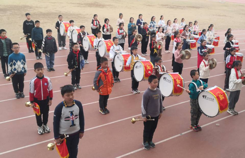 【红领巾之声】休宁海阳二小:哪里有鼓号声,哪里就有少先队