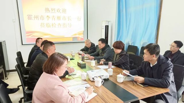霍州市市长李青雁调研东方希望霍州畜牧