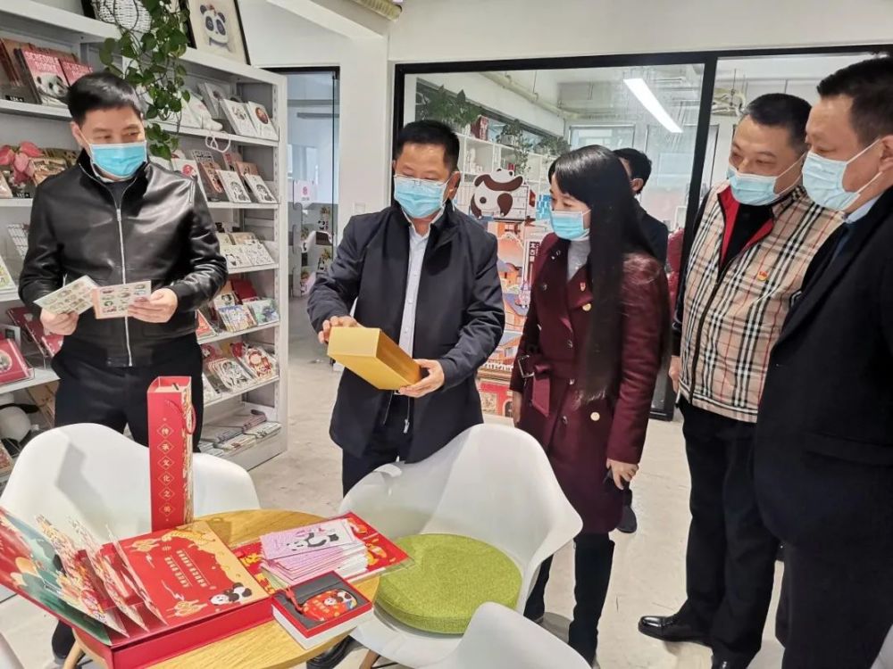 省政府副秘书长,省信访局局长陈泽广调研少城街道信访工作