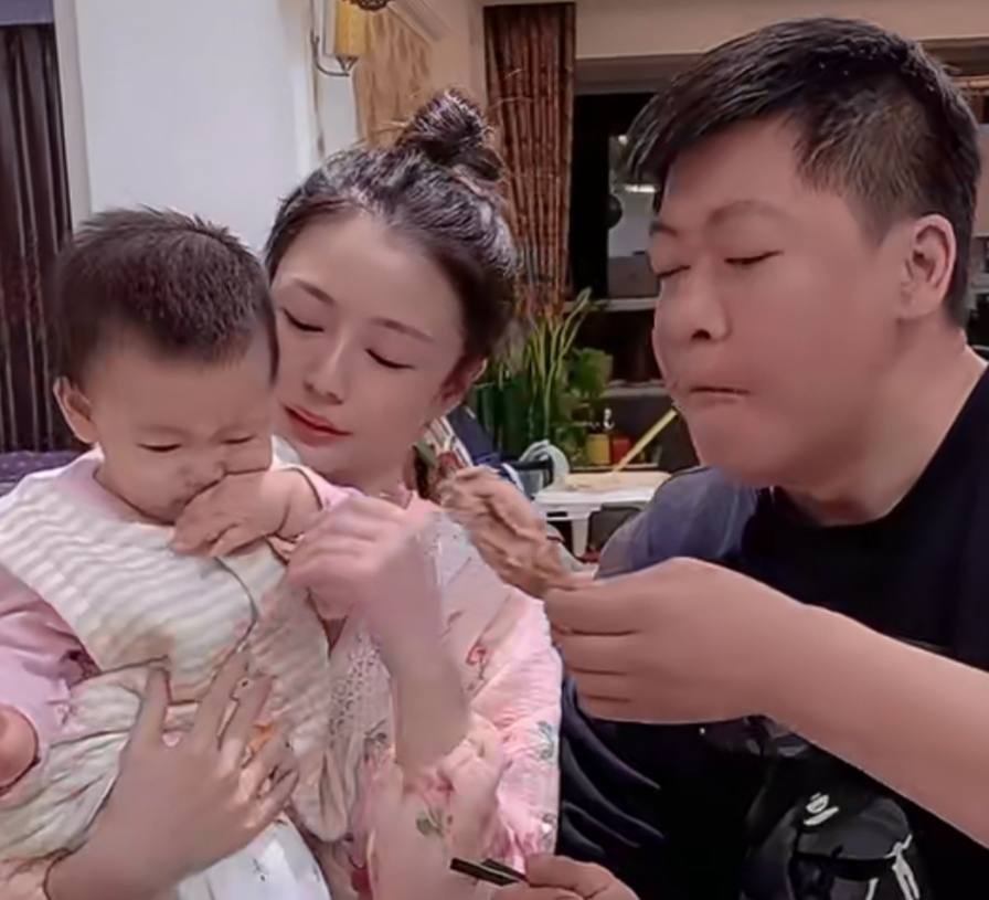 "谢永强"透露妻子手术成功,夫妻俩心态乐观,却因1细节被吐槽