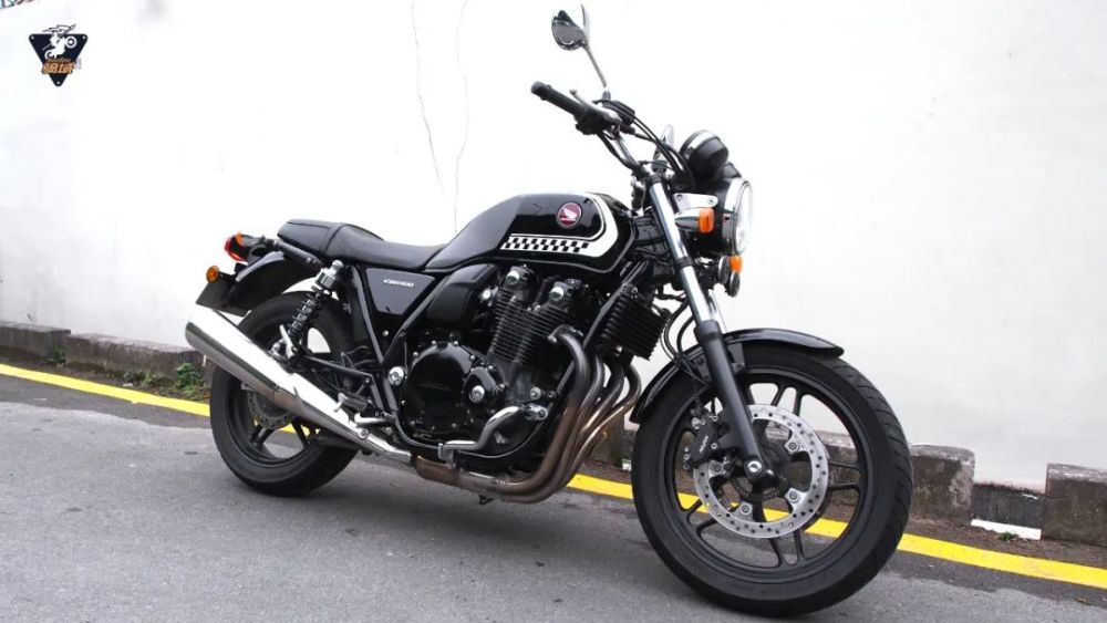 2017年本田cb1100一手