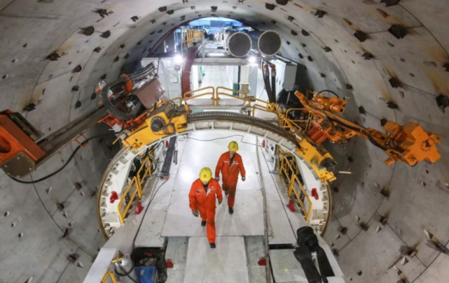 3800吨海底隧道盾构机问世,可穿越区间