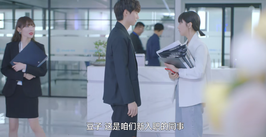 恋爱优质短剧，甜蜜的瞬间与深情的演绎