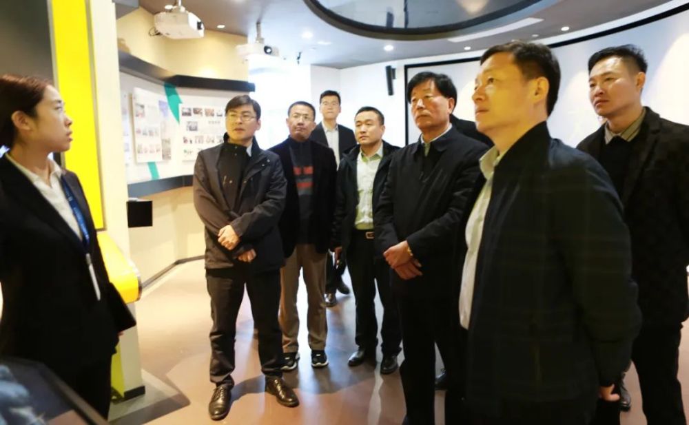商会新闻高洪彦会见山东省住建厅外联站主任戚立强一行