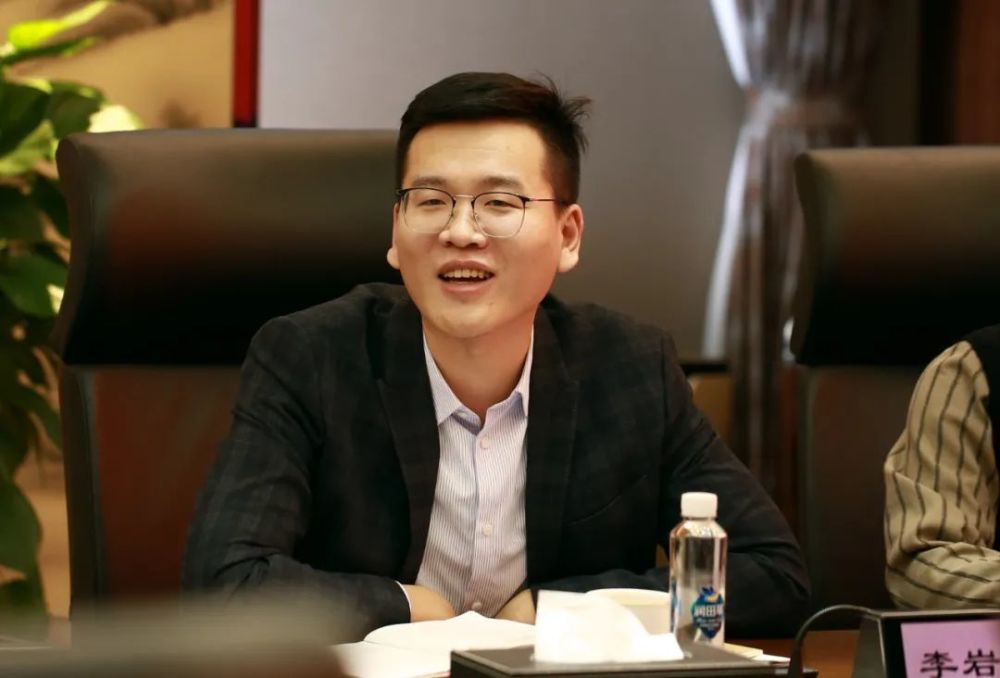 商会新闻高洪彦会见山东省住建厅外联站主任戚立强一行