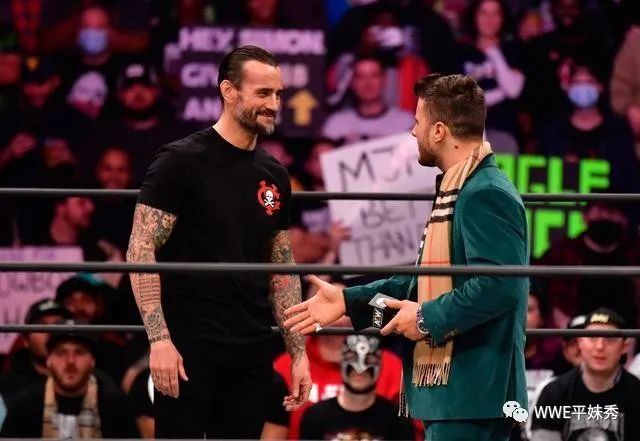 wwe杰夫:我渴望与罗曼上演一场60分钟铁人赛!米兹因aew上热搜!