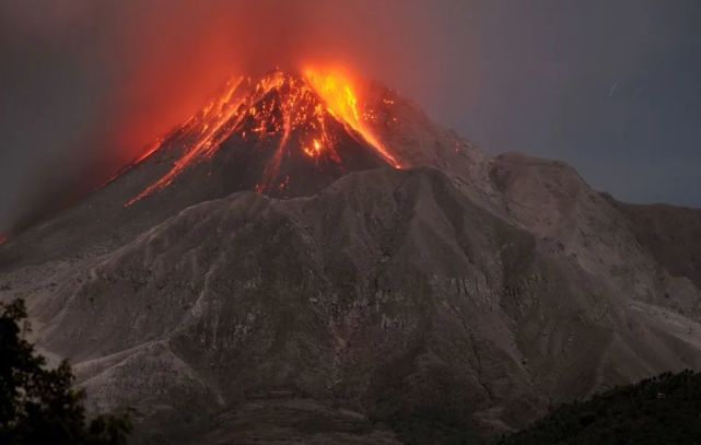 快来一场火山游
