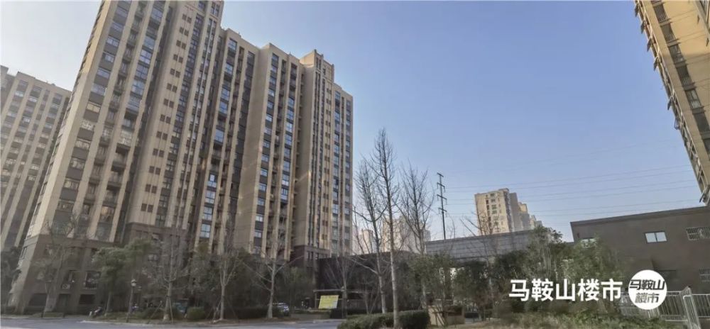 海棠湾家园一期 位于葛羊路与江东大道北段交叉口的东南侧,2#楼紧靠