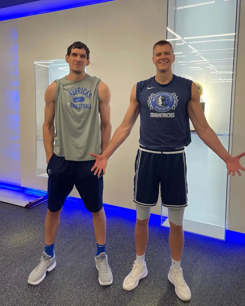 nba晚报詹姆斯出战成疑字母哥吃一个月奥利奥霍华德理解斯图尔特