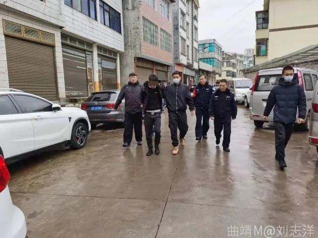 查找并抓捕犯罪嫌疑人申某,该申某现年34岁,家住罗平县老厂乡老厂村委