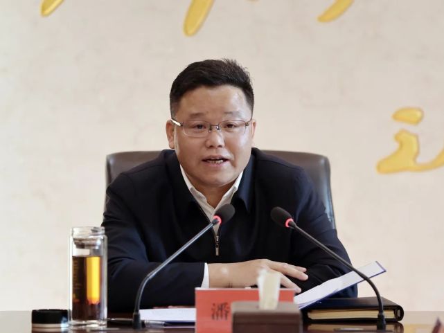 潘崇敏同志任中共台州市路桥区委委员,常委,书记