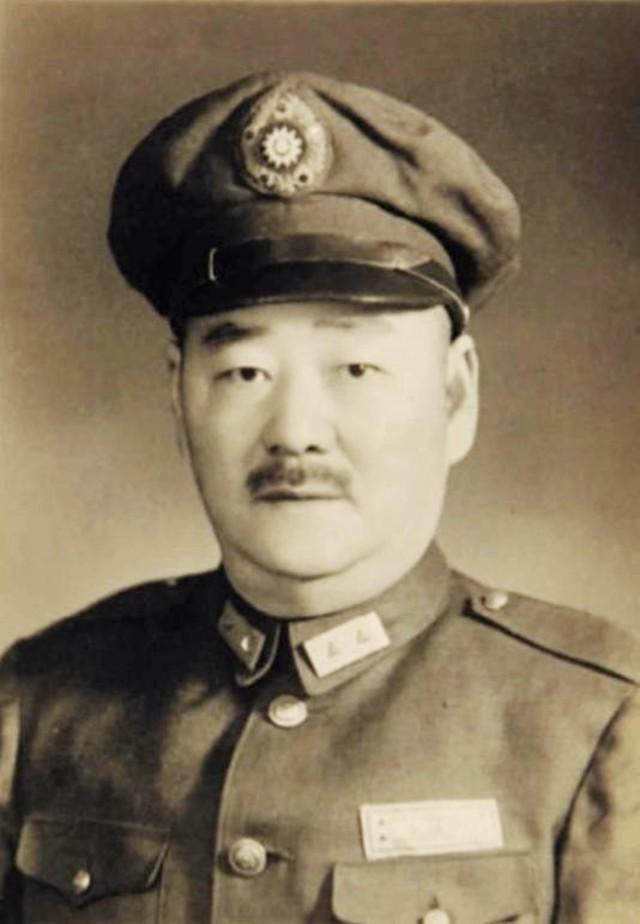 1944年,孙连仲担任第六战区司令长官,他曾经是冯玉祥的十三太保之一.