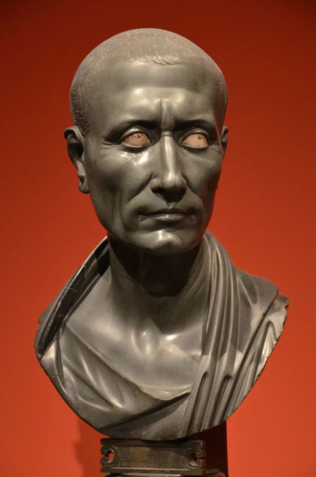 《凯撒胸像》佚名(古罗马-雕塑作品欣赏(三百零七)