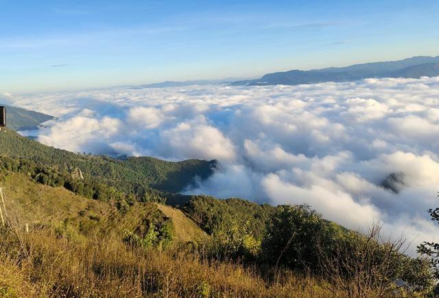 新平哀牢山旅游攻略