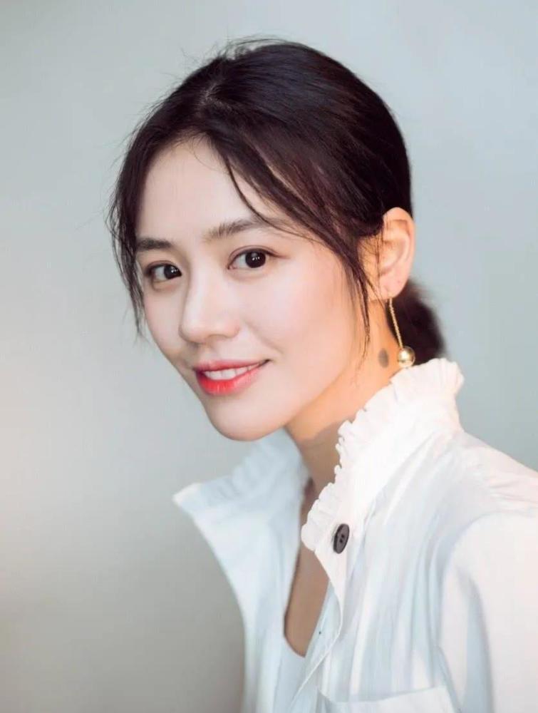 来自回族的7位女星,都是颜值天花板,哪个令你意外?