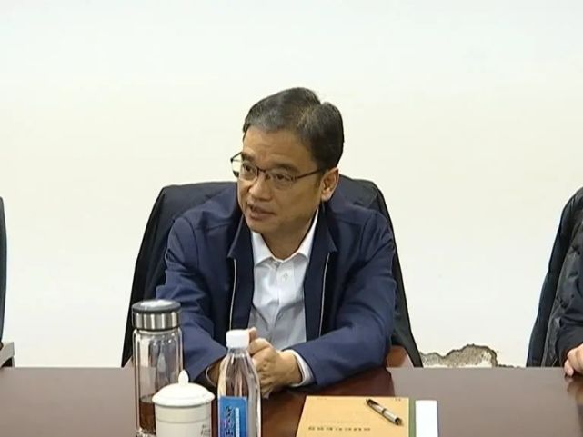高键主持召开与抚顺石化公司对接座谈会