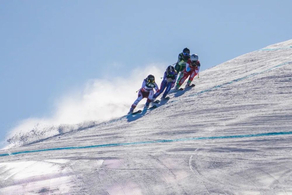 国际雪联单板滑雪和自由式滑雪障碍追逐世界杯即将收官
