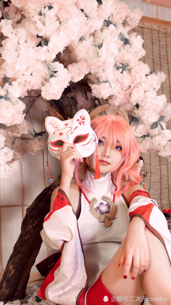 《原神》八重神子cos,眼睛温柔有感染力,还有可爱的颜值