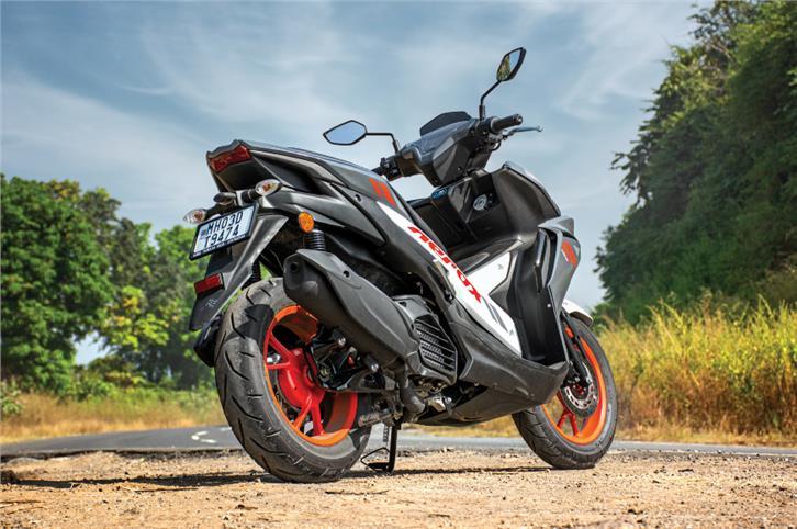 全新雅马哈yamaha aerox 155评测