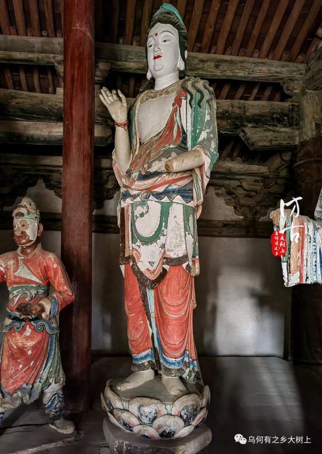 宋代肉身菩萨,金代彩塑,这样配置的古庙在山西都很罕见
