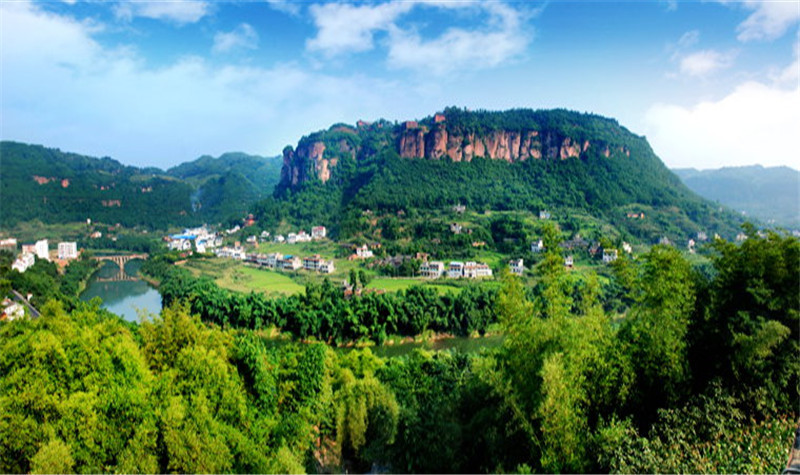 泸州天仙洞是著名的生态文明旅游区,是不可多得的旅游景点.